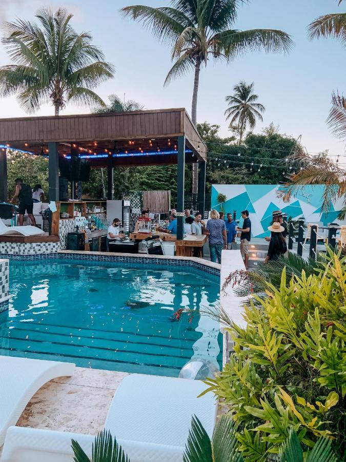 Aqua Marina Beach Club 林康 外观 照片